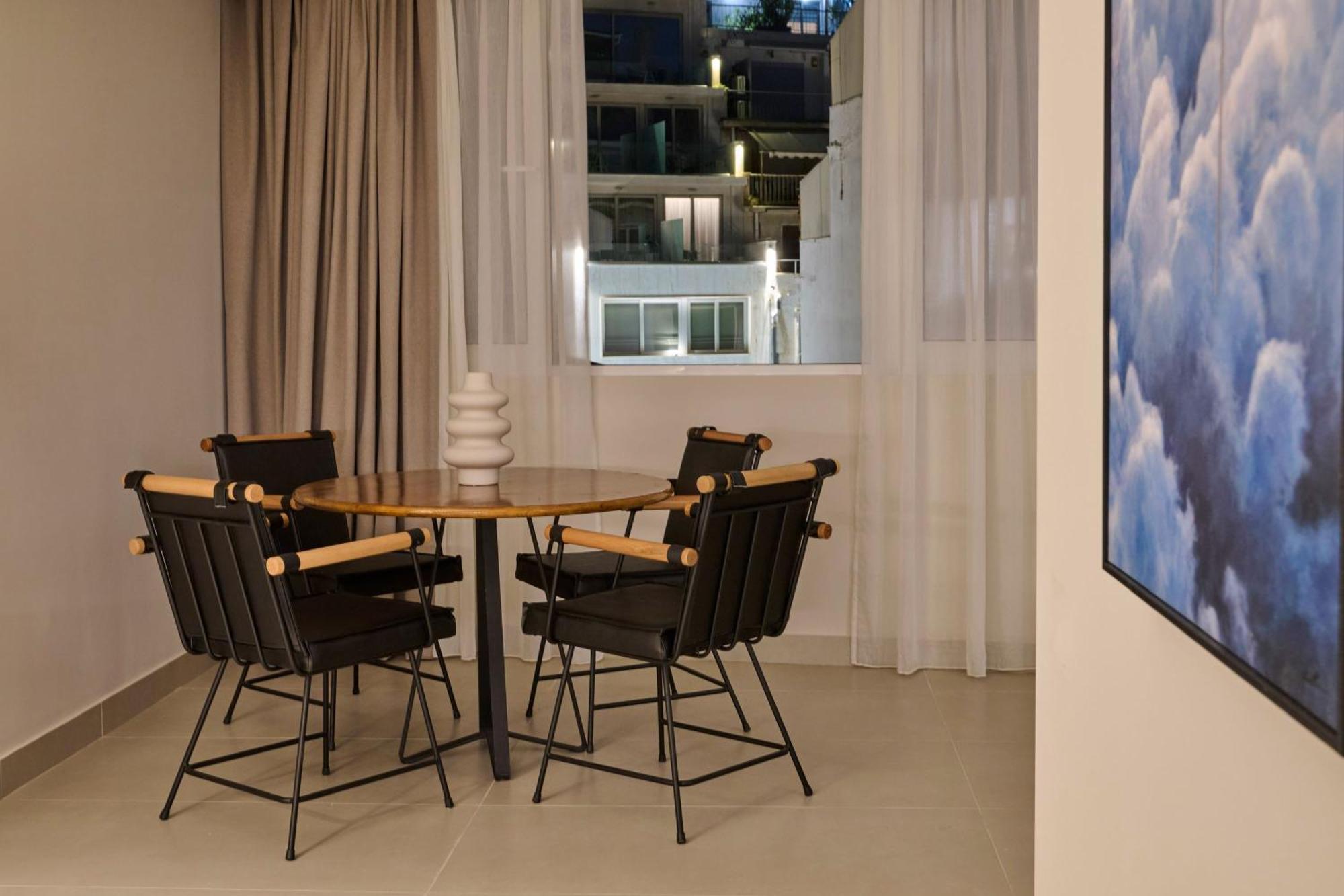 אתונה Acropolis Muses - Downtown Luxury Apartments מראה חיצוני תמונה